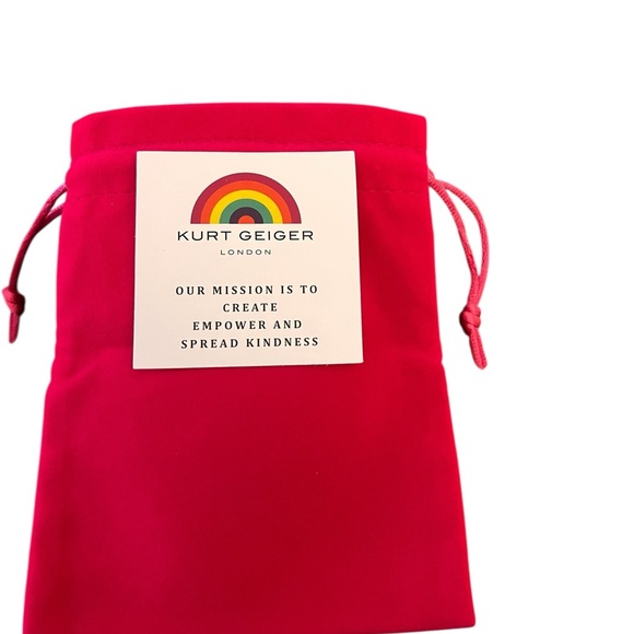 KURT GEIGER LONDON NWT gorgeous Rainbow Heart Hinged Bypass Bracelet - Picture 9 of 11